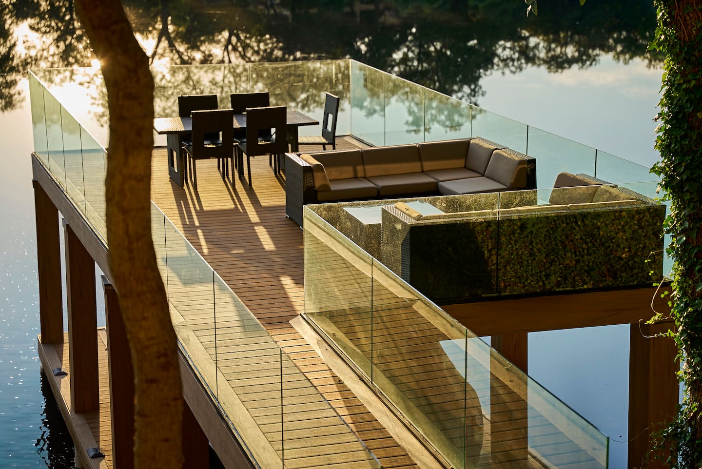 Bijou’s private dock and waterfront on Lake Austin